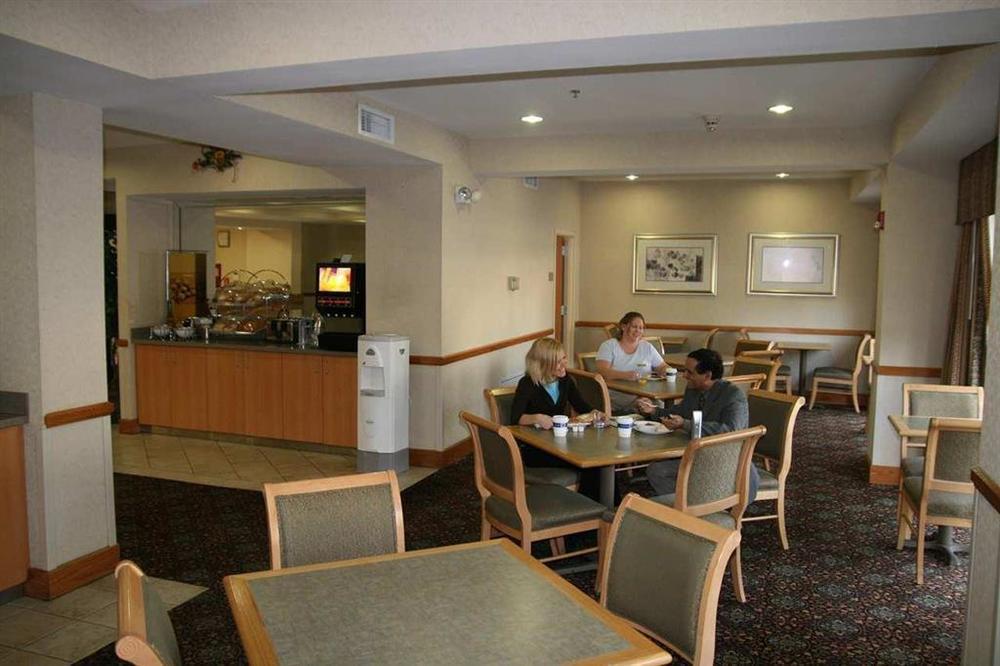 圣路易斯66号公路温德姆拉昆塔套房酒店 Windsor Springs 餐厅 照片